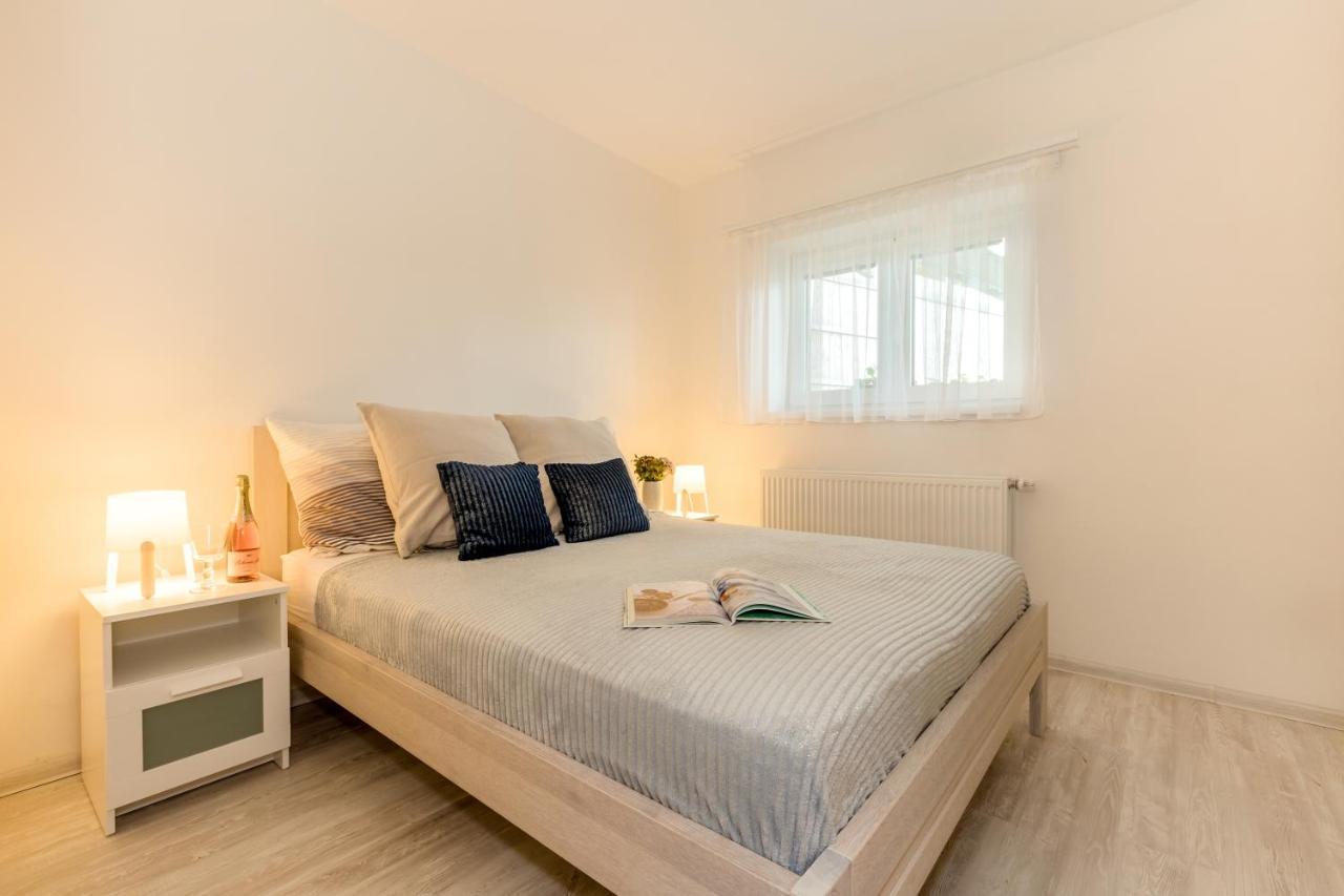 Apartament Jedovary *