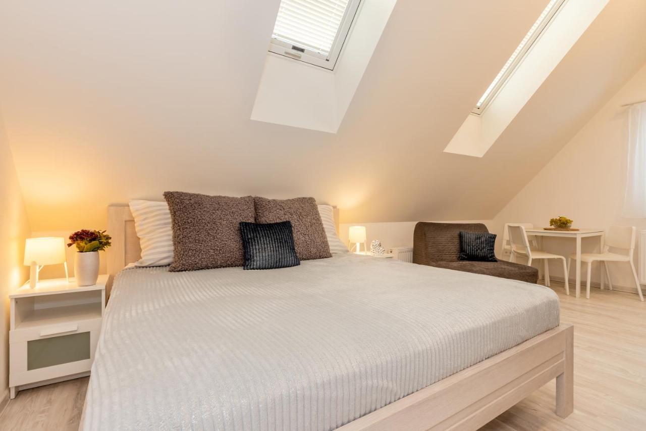 Apartament Jedovary